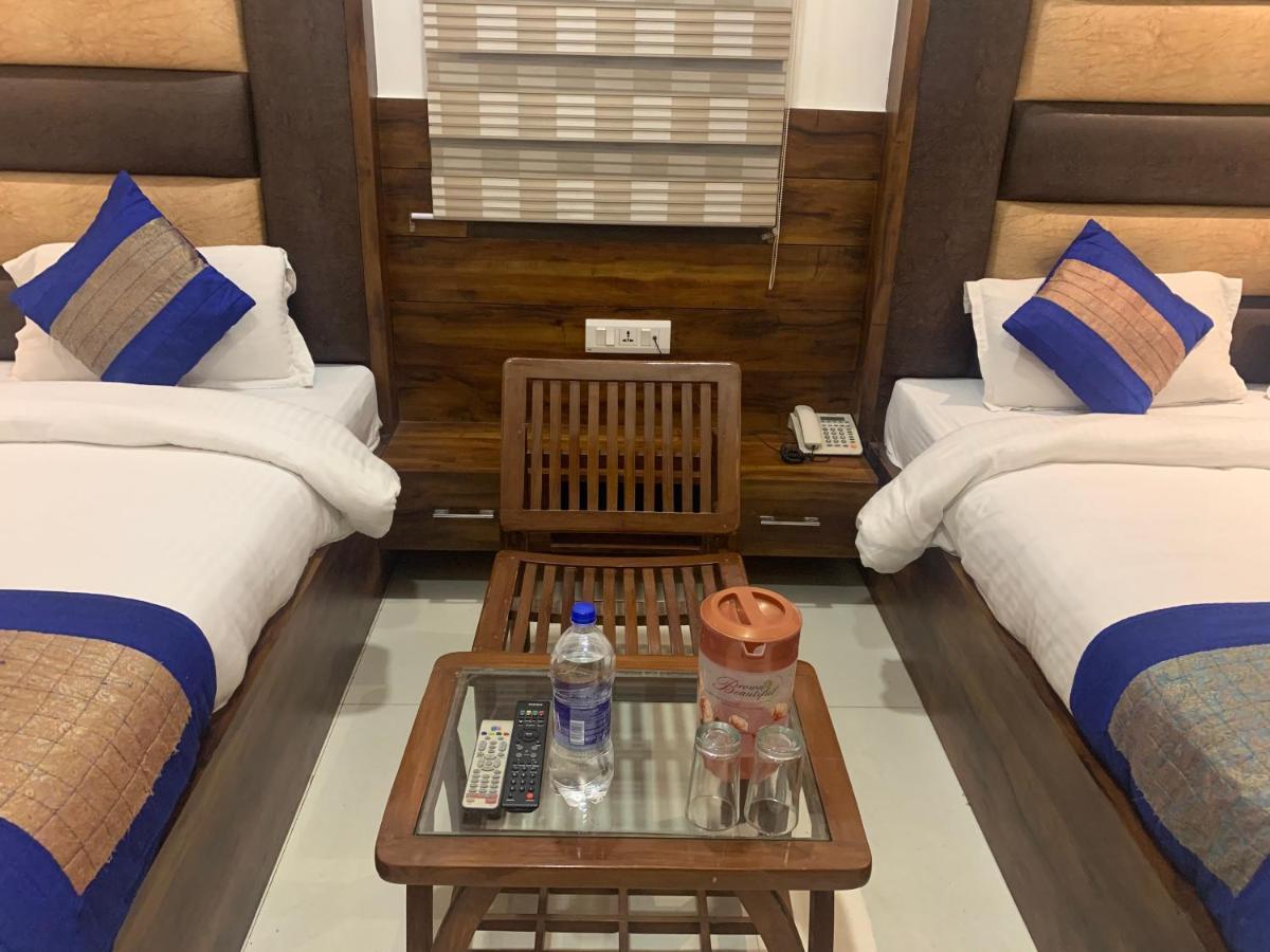 Hotel Sb Residency Αμριτσάρ Εξωτερικό φωτογραφία