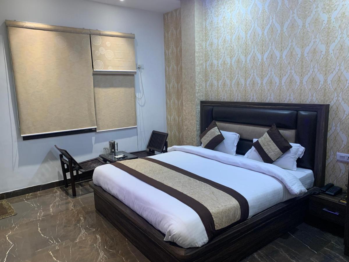 Hotel Sb Residency Αμριτσάρ Εξωτερικό φωτογραφία