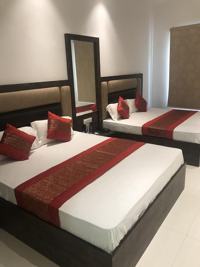 Hotel Sb Residency Αμριτσάρ Εξωτερικό φωτογραφία
