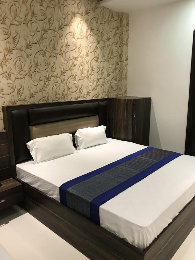Hotel Sb Residency Αμριτσάρ Εξωτερικό φωτογραφία
